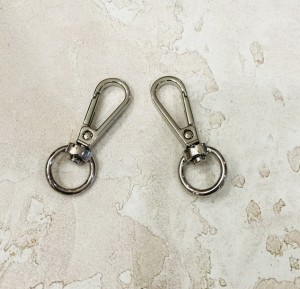 Карабин для сумки. Никель 11 мм