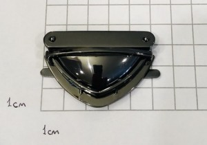 Замок для сумки. Черный никель 51х33 мм