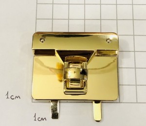 Замок для сумки. Золото 48х38 мм