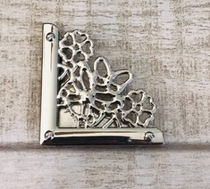 Уголок для сумки. Никель