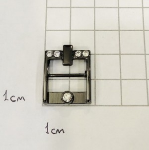 Пряжка. Черный никель + стразы 14 мм