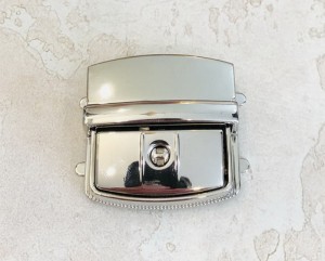 Замок для сумки. Никель 44х44 мм