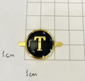 Украшение для обуви. Золото + черная эмаль