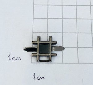 Украшение для обуви. Черный никель + эмаль