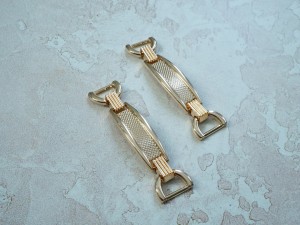 Украшение для обуви. Золото (растяжка) 65 мм