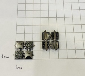 Украшение для обуви. Черный никель + стразы