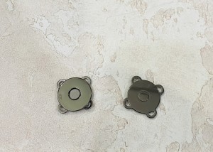 Магнитная кнопка 18 мм. Черный никель