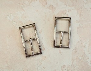 Пряжка. Никель 16 мм