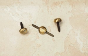 Пукля Ножка. Антик браш 12 мм