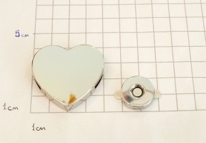 Замок для сумки на магните. Никель 40х36 мм