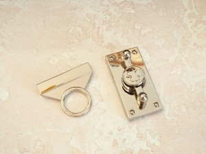 Замок для сумки. Никель 70х35 мм