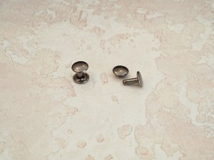 Хольнитен двухсторонний. Черный никель 9х9 мм