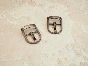 Пряжка. Черный никель браш (15 мм)