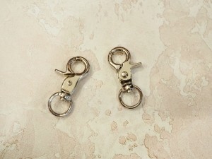 Карабин для сумки. Никель 13 мм