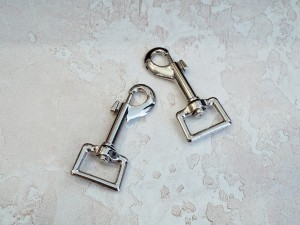 Карабин никель 20 мм