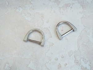 Полукольцо 20 мм. Никель полированный