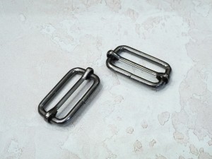 Регулировочная рамка. Черный никель роллинг (32 мм)