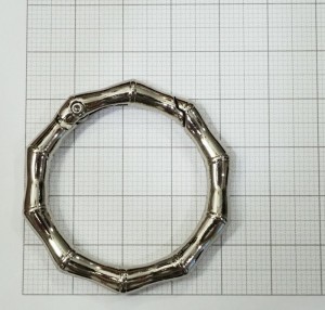 Кольцо карабин для сумки. Никель 32 мм