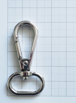 Карабин для сумки. Никель 20 мм