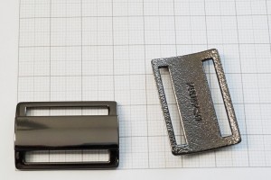 Рамка украшение для обуви и кожгалантереи. Черный никель 25 мм